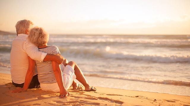 Should you book a winter break couple on beach